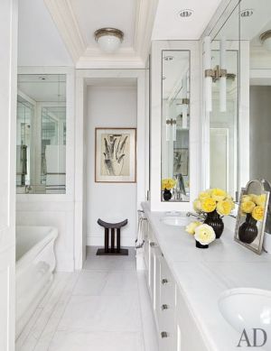 At home with Nina Garcia in her Upper East Side apartment - bathroom